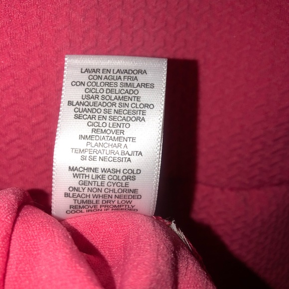 Daisy Fuentes Watermelon Peplum Top - Picture 6 of 9